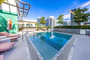 Pool - Corner Suite 2BR/2BA Skyline Views + Rooftop Pool (Miami)