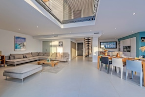 TV, stereo - Villa Poppy - Avec piscine, vue mer (Roscoff)