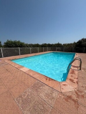 Pool - Le Majorelle - Piscine partagée (Saint-Cyprien)