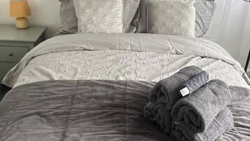 Strykejern/-brett, wi-fi og sengetøy