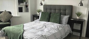 1st Floor 1 Bed Studio