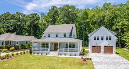 Award-Winner “The Carriage House”Gym+Pool Access