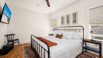 1 bedroom, desk, iron/ironing board, free WiFi