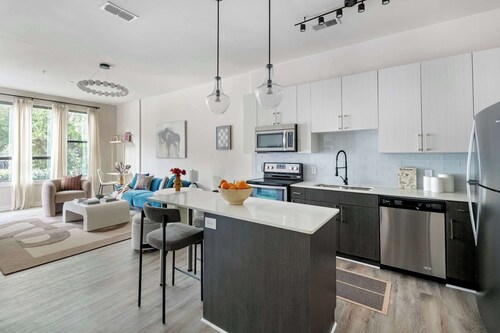 Luxe Meridian
