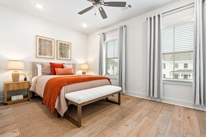 2 bedrooms, iron/ironing board, free WiFi, bed sheets