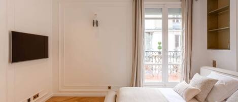 Strykejern/-brett, wi-fi og sengetøy