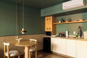 Dining - HOM Tonala - Bright 1 BR Apartment with Pool in Mexico City (Mexico City)