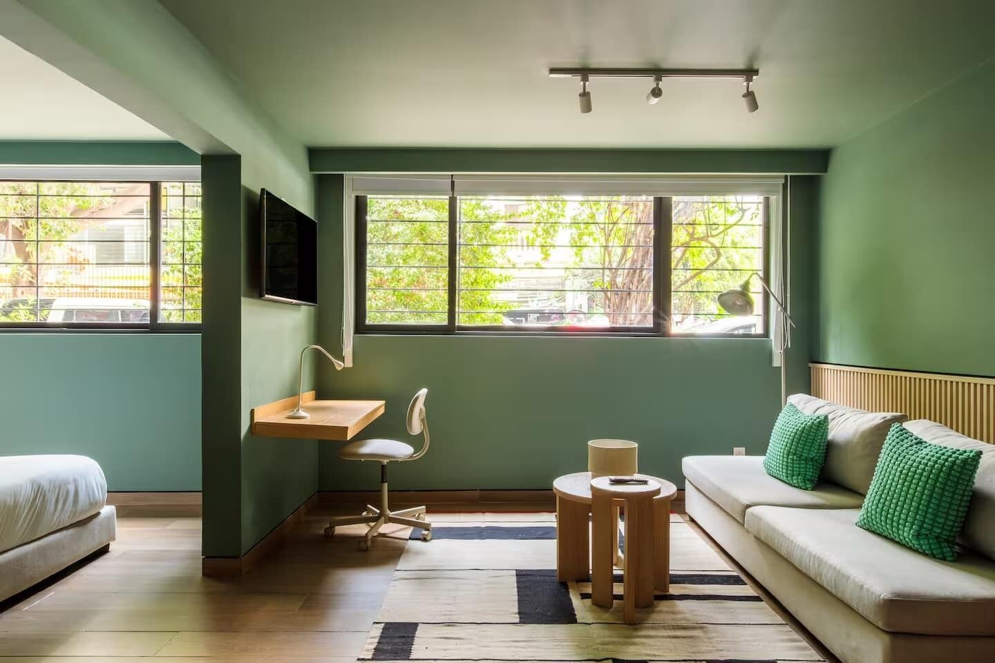 Fernseher, Arbeitsbereiche