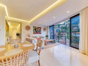 TV, offices - Brand New 6th FL 2BR Incredible Condo (Puerto Vallarta)