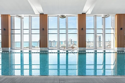 Mr. Neve Tsedek 2BR Sea-View