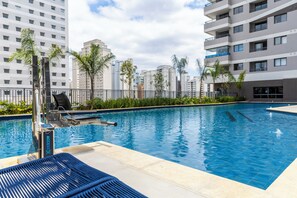 Outdoor pool - Modern with Air Conditioning and Pool (São Paulo)