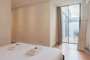 House - Liiiving in Porto - The Prestige Apartment C (Porto)