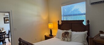 Equestrian 1-bedroom apartment in Wellington approx. 2 mi to WEF