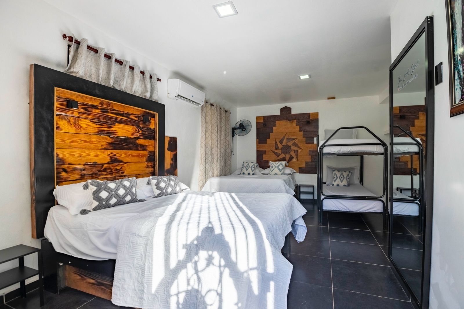 Internet, bed sheets