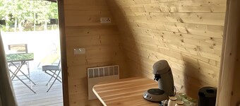 Woodland Cabin with Private Terrace, Garden & Wi-Fi