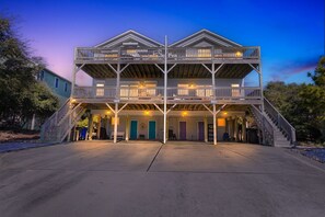 Exterior - Oceanview Emerald Isle Retreat Near the Beach (Emerald Isle)