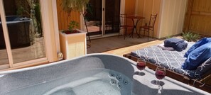 Suite Deluks, pemandangan kebun | Teras/patio