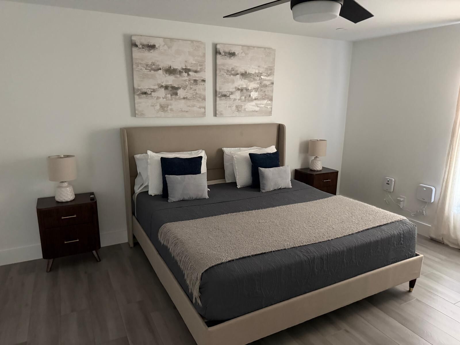 4 多间卧室、免费 WiFi、床单