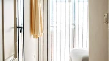 2 dormitorios, tabla de planchar con plancha, wifi gratis