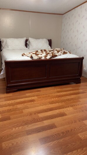 3 habitaciones, tabla de planchar con plancha y wifi gratis 