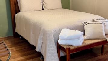 3 dormitoris, planxa i posts de planxar, wifi gratuïta i roba de llit