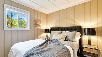 3 habitaciones, acceso a internet y ropa de cama