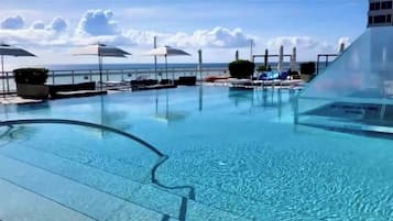 Piscine extérieure, piscine chauffée