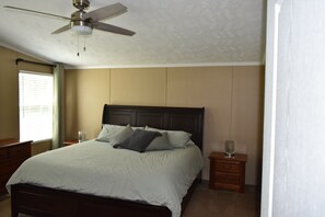 3 habitaciones, wifi gratis y ropa de cama 