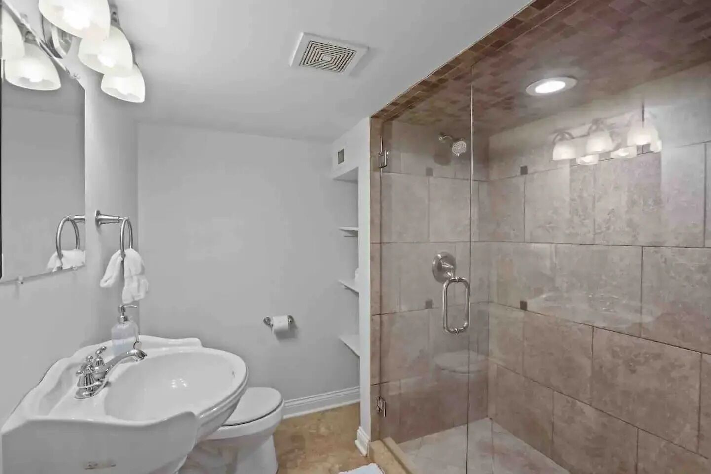 Jetted tub, hair dryer, towels, soap