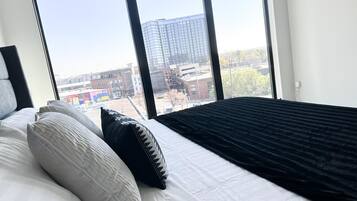 2 間睡房、熨斗/熨衫板、上網、床單