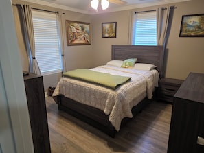 2 habitaciones, tabla de planchar con plancha y wifi gratis