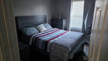 2 chambres, fer et planche Ă repasser, Wi-Fi gratuit, draps fournis