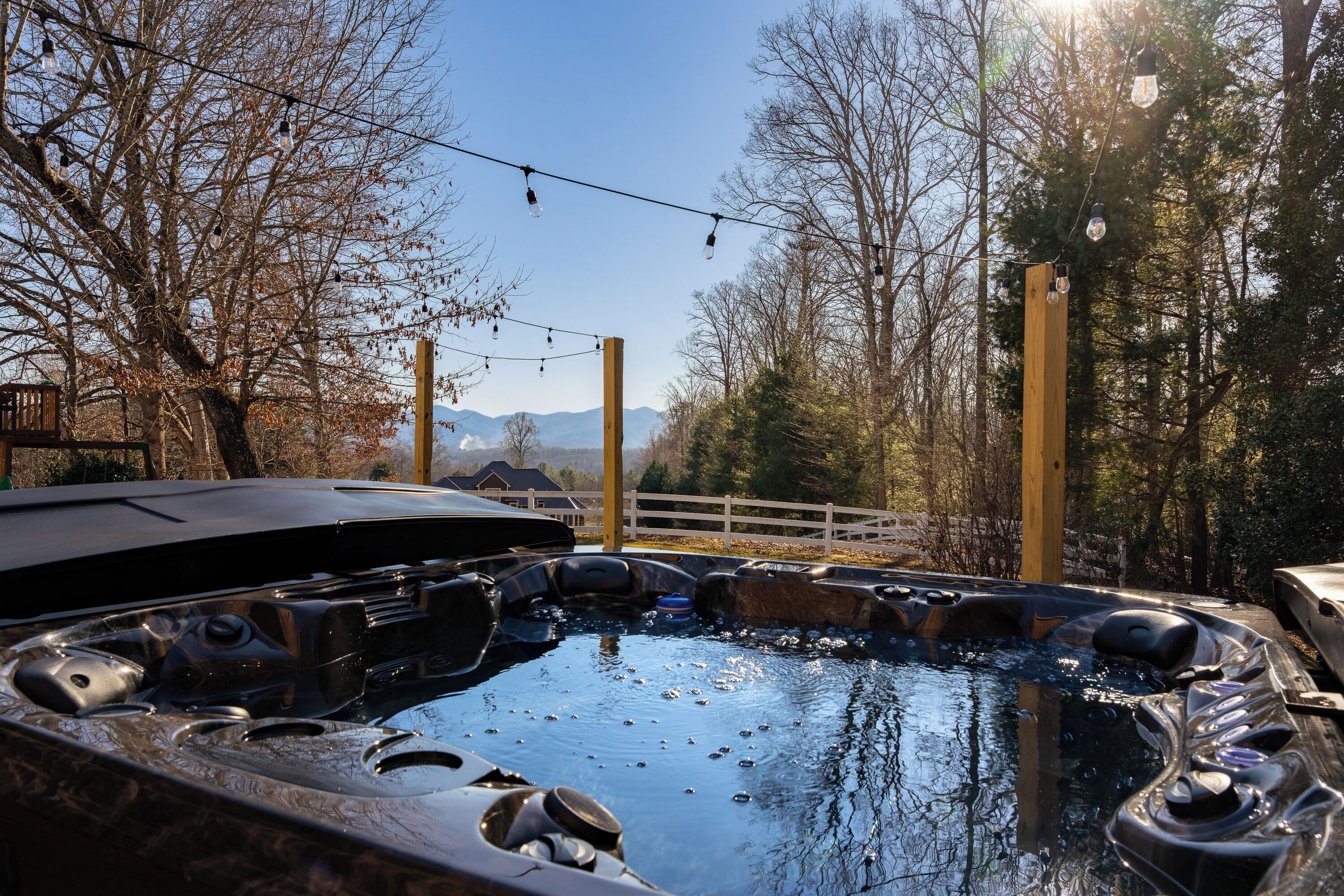 Tina de hidromasaje al aire libre