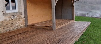 Self-contained ecological gîte, 10p. Nature and river, haut doubs.