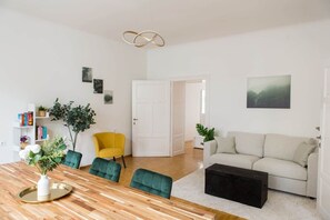 Unclassified image, 4 of 15, button - Bright apartment in the city center (Graz)