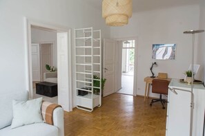 Unclassified image, 3 of 15, button - Bright apartment in the city center (Graz)