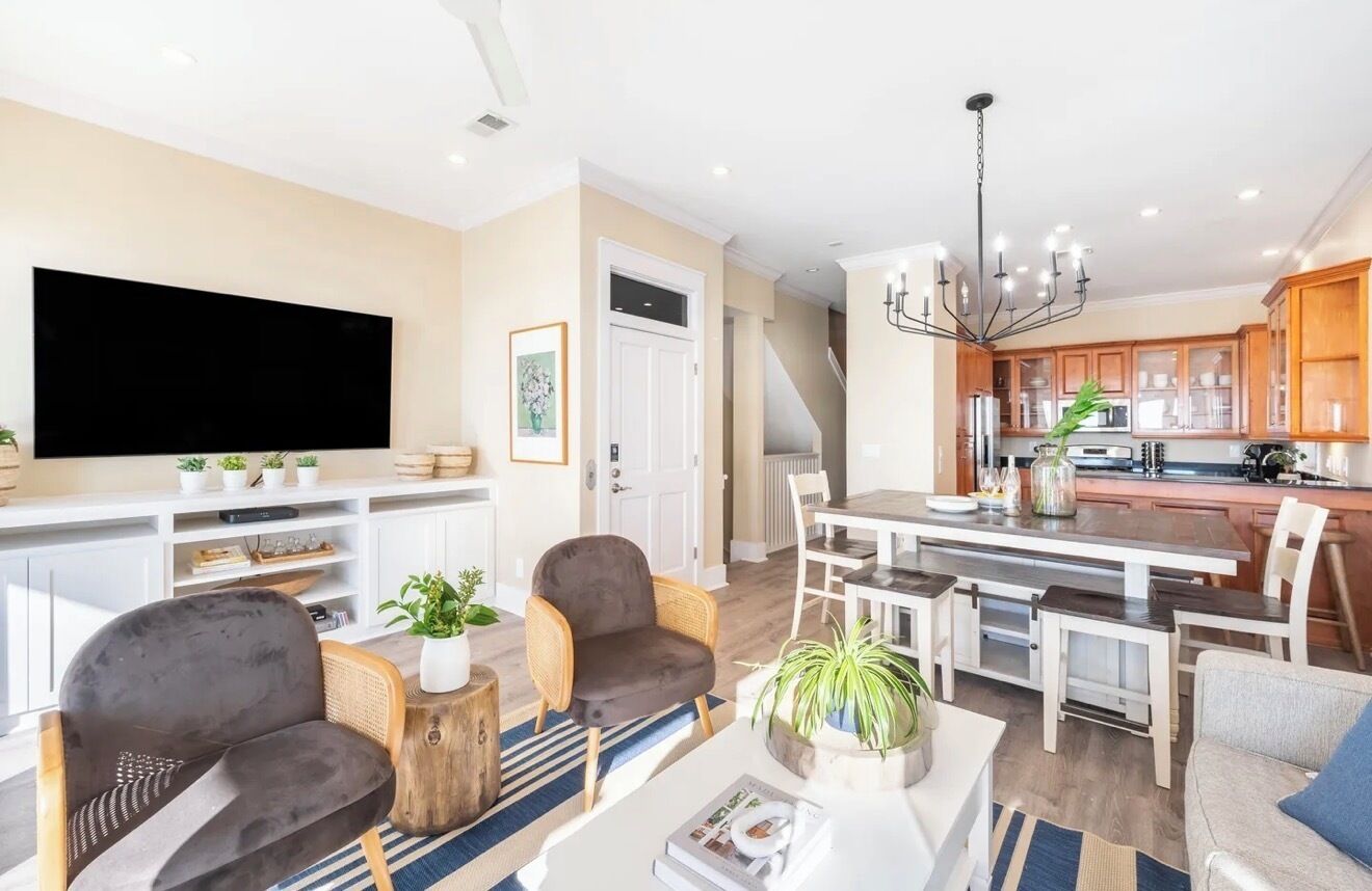 Téléviseur connecté, jeux vidéo, lecteur de DVD, chaîne audio