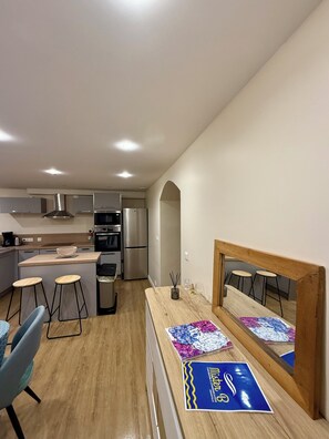 Private kitchen - Granville stopover (Granville)