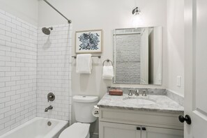 Een douche, een haardroger