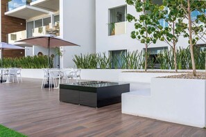 Outdoor dining - Condo walking distance to the Beach and Marina! (Cabo San Lucas)