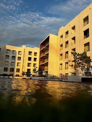 Exterior - Condo walking distance to the Beach and Marina! (Cabo San Lucas)