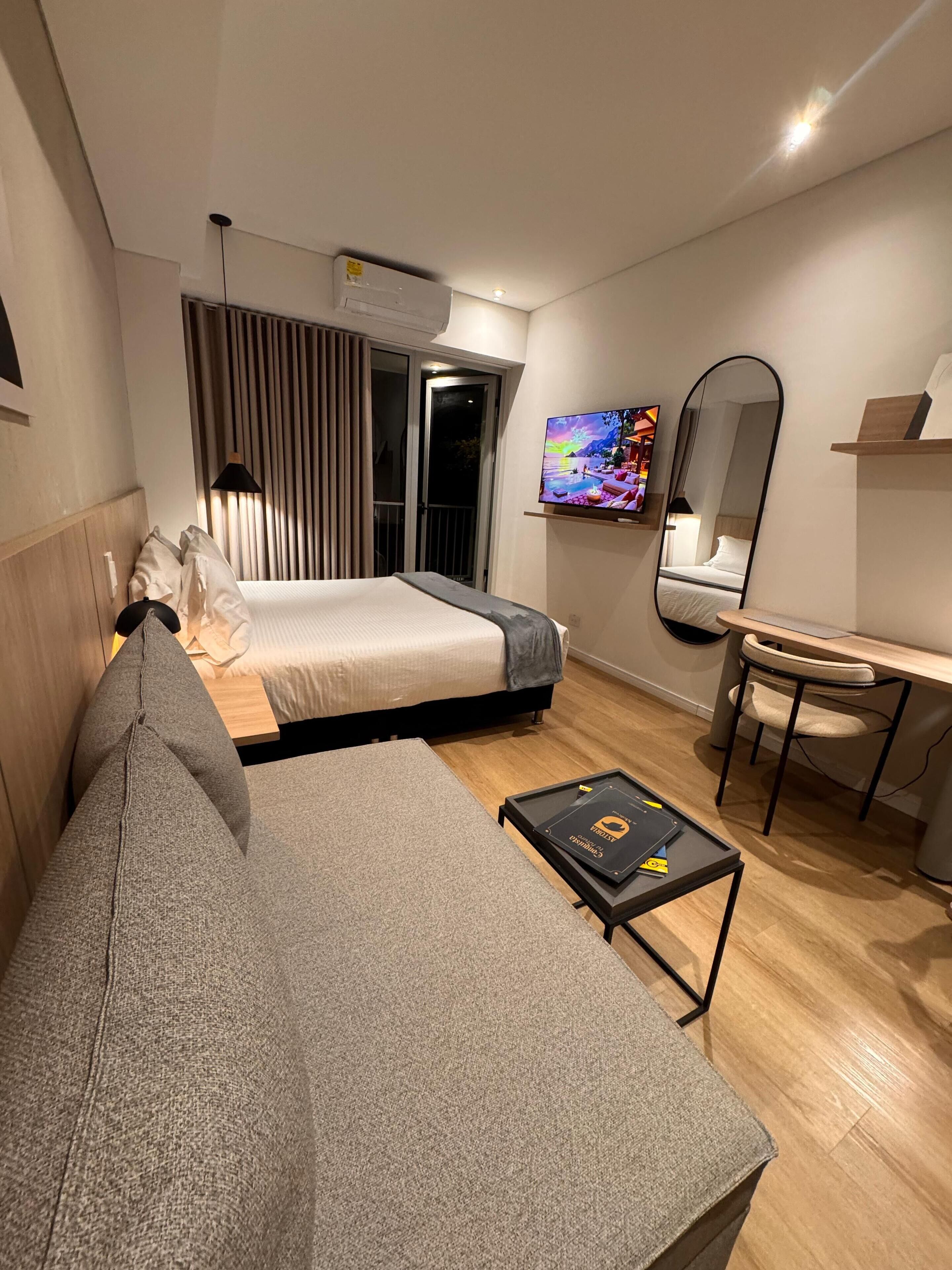 1 bedroom, desk, free WiFi, bed sheets