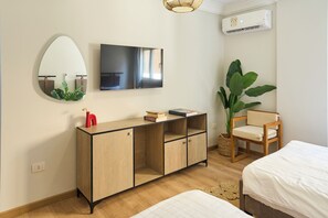 1 bedroom, iron/ironing board, WiFi - jirainn cozy studio (cairo)