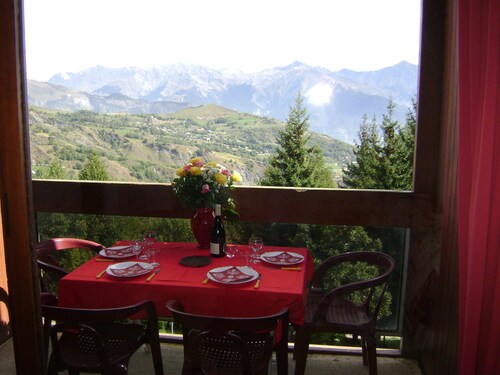 Le Corbier, pieds des pistes. Appartement 5 pers, 44m². Immeuble Galaxie