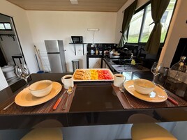 Free daily on-the-go breakfast