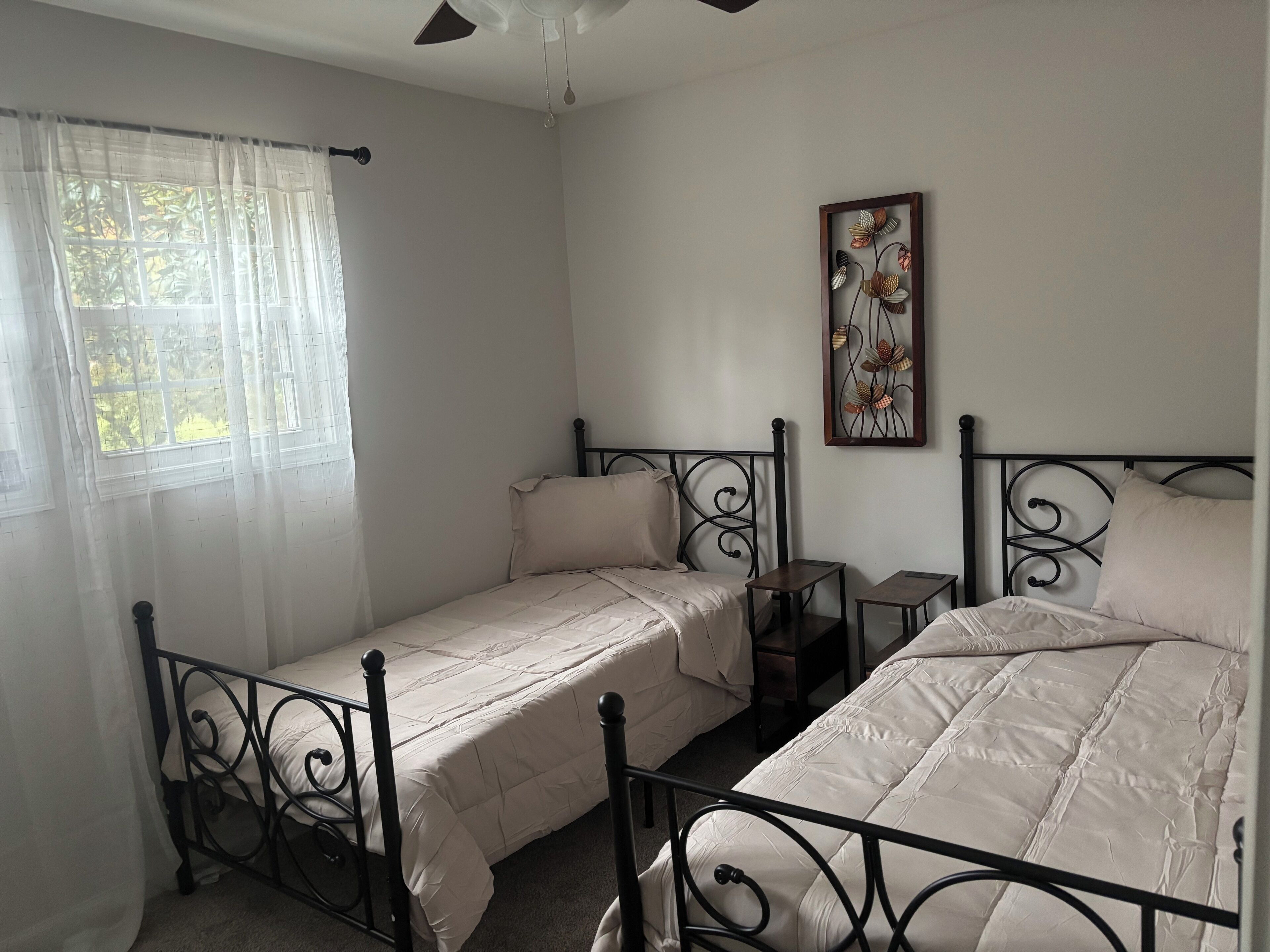 5 室のベッドルーム、アイロン / アイロン台、WiFi、ベッドシーツ