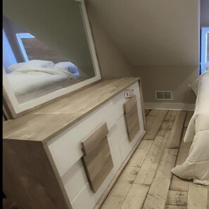 3 sovrum, strykjärn/strykbräda, gratis wi-fi och sängkläder