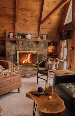 Smart TV, fireplace -  Dog-Friendly A-Frame  Fireplace · Fenced Yard · 4BR · 7mi to Whiteface (Jay)