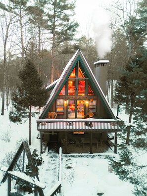 Exterior -  Dog-Friendly A-Frame  Fireplace · Fenced Yard · 4BR · 7mi to Whiteface (Jay)