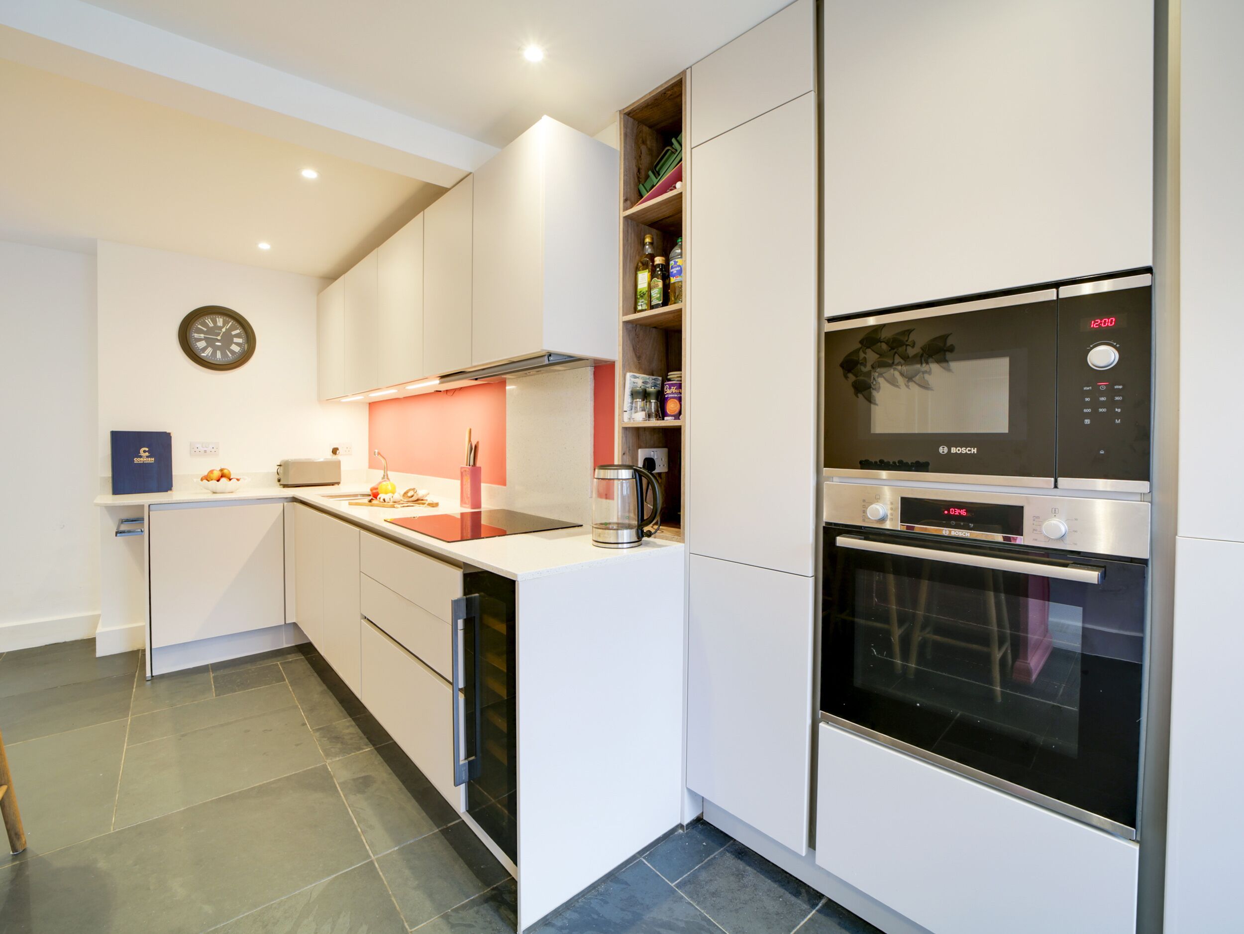 Diskmaskin och grytor/köksredskap